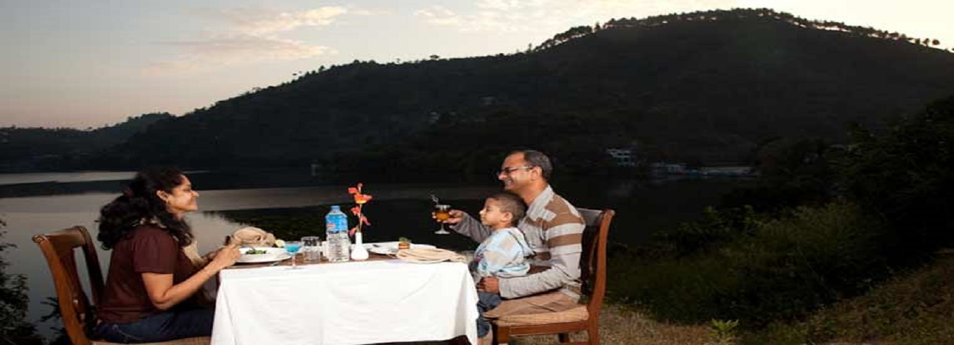 Dinner by the lake