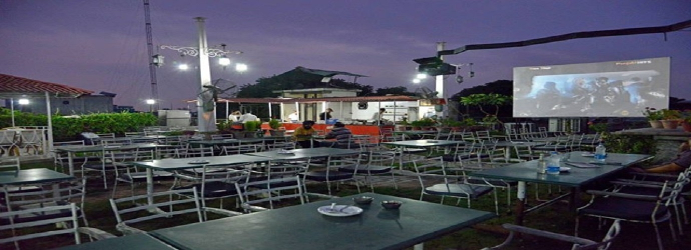 Open Air Restaurant 