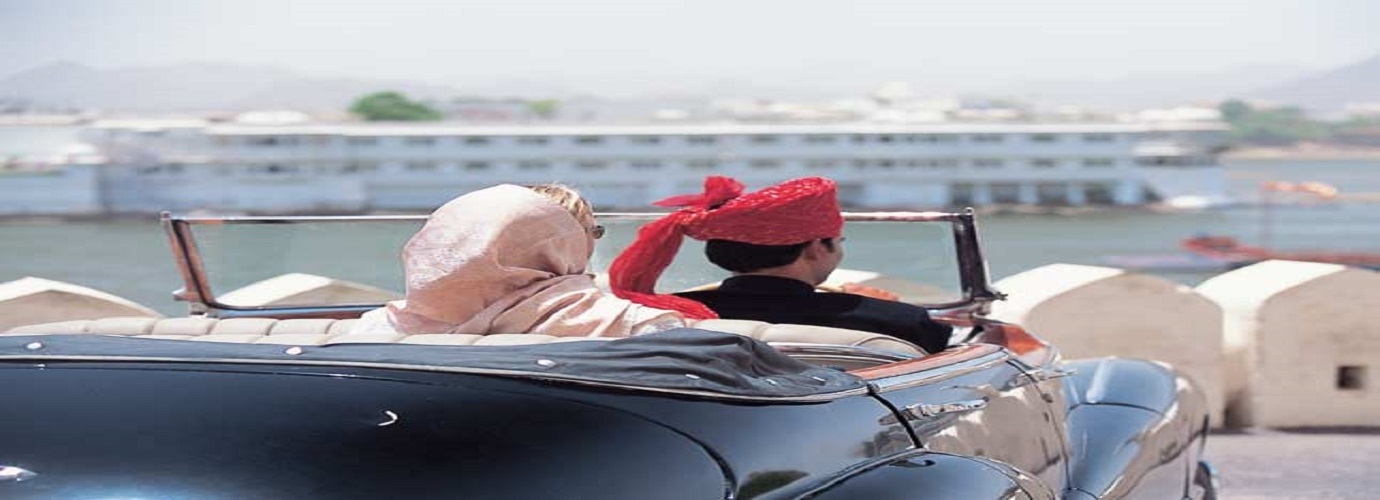 Vintage Car Arrival