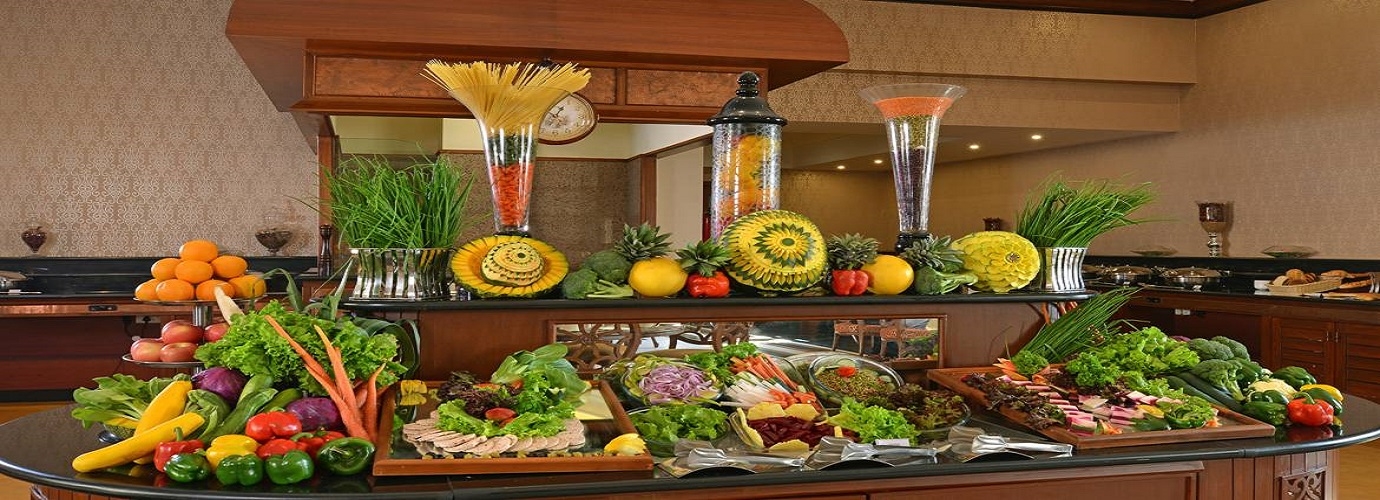 Fruit & Salad Bar