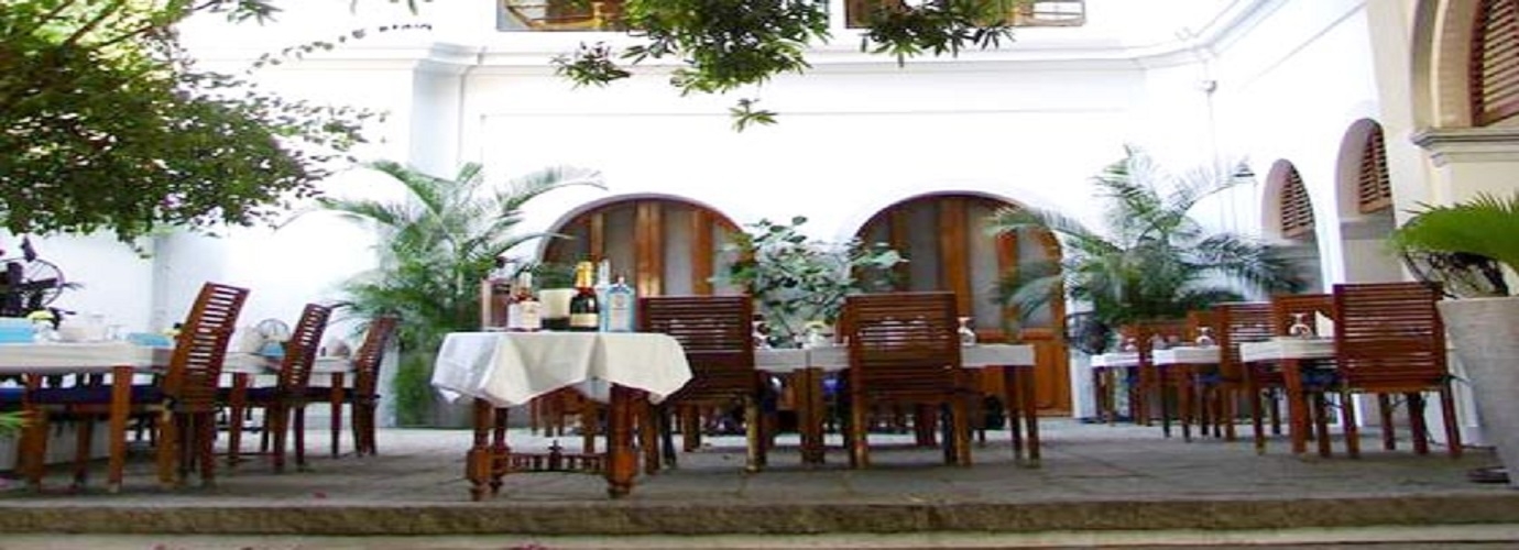 Courtyard Restaurant