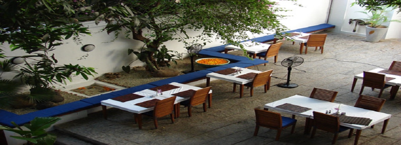 Courtyard Restaurant