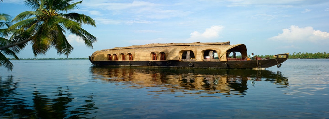 Kumarakom Backwater Houseboat