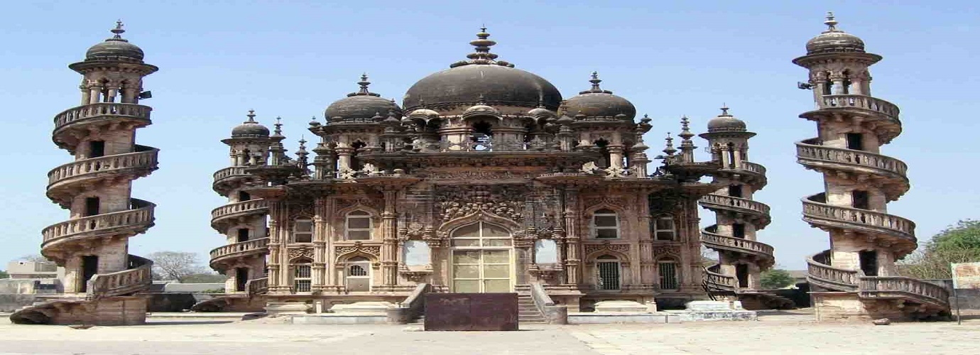 Mahabat Maqbara