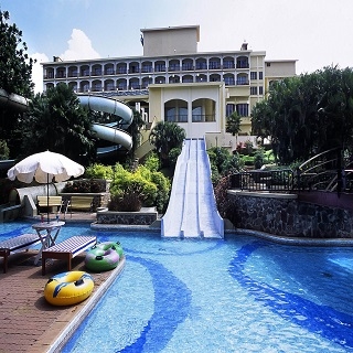 Fariyas Resort Lonavala