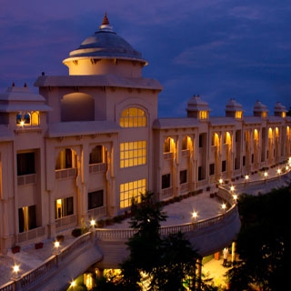 Shraddha Sarovar Portico