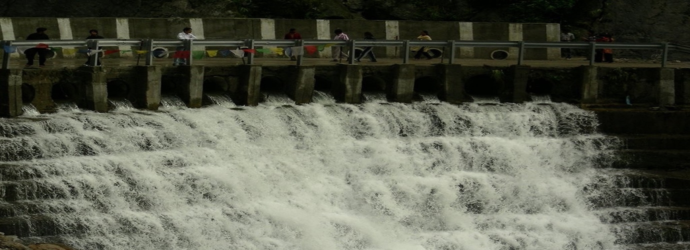 Naga Waterfalls Lachung