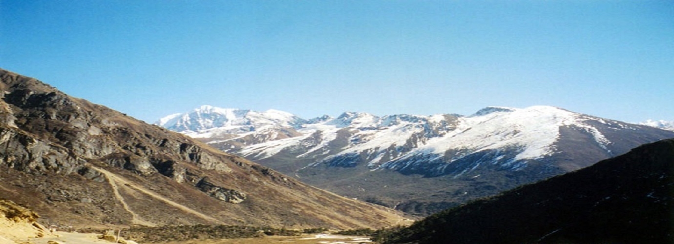 Chopta Valley Lachen