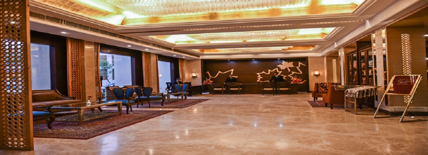 Reception & Lobby